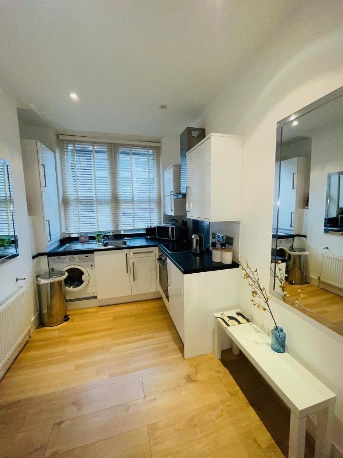 Amazing 2 Bedroom Apartment Londres Exterior foto